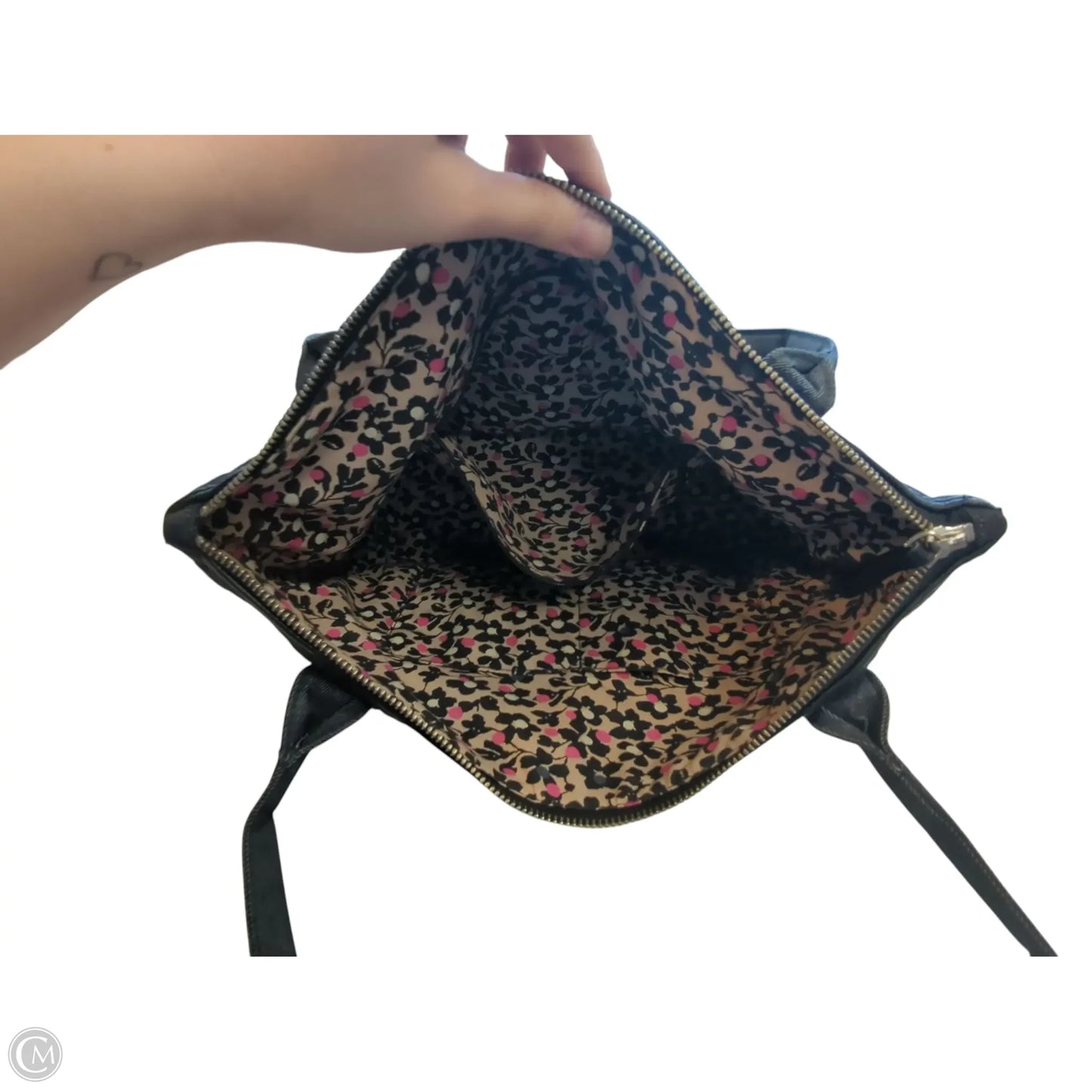 Handbag By Vera Bradley, Size: Medium