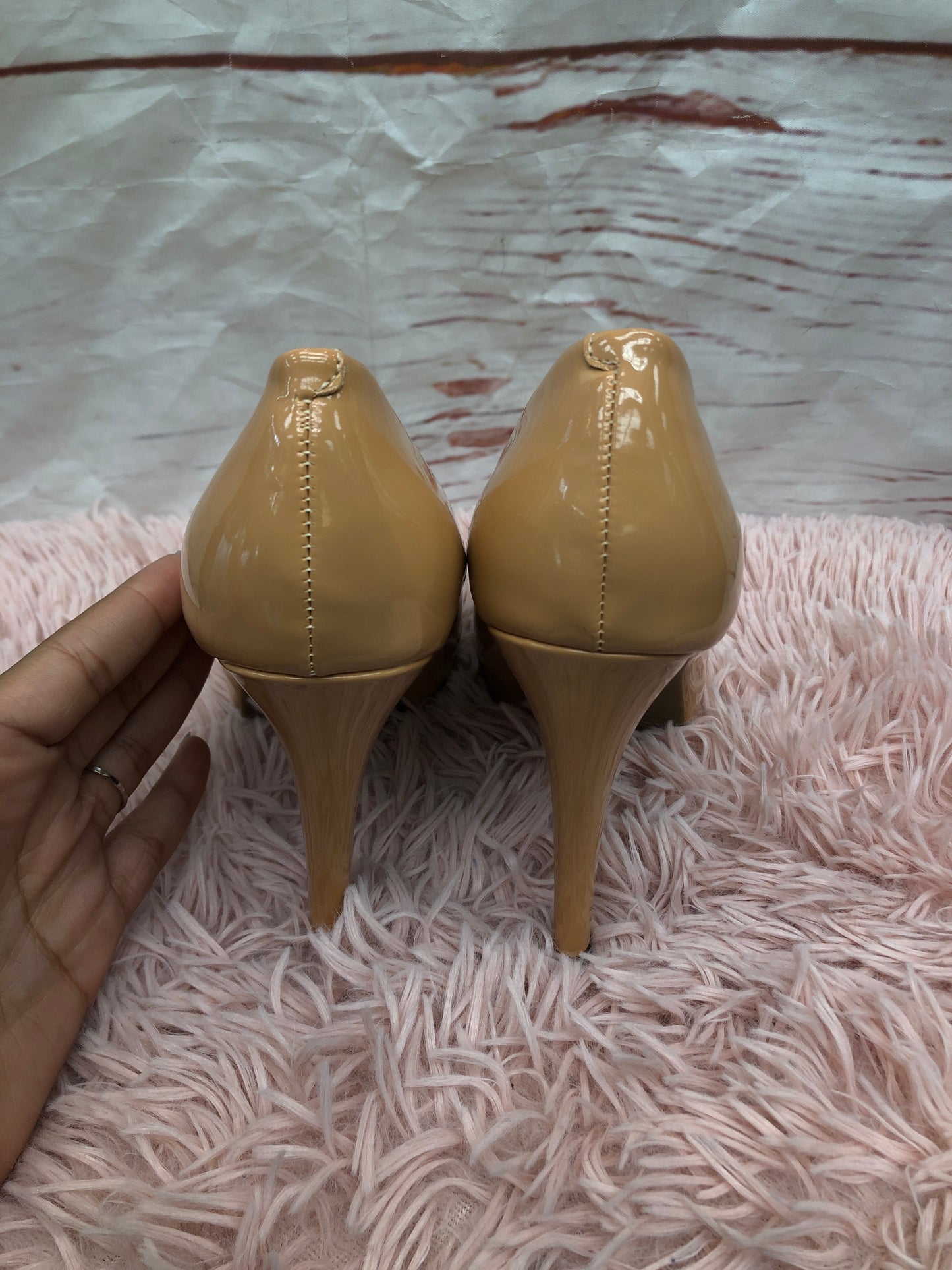 Shoes Heels Stiletto By Guess Size: 9