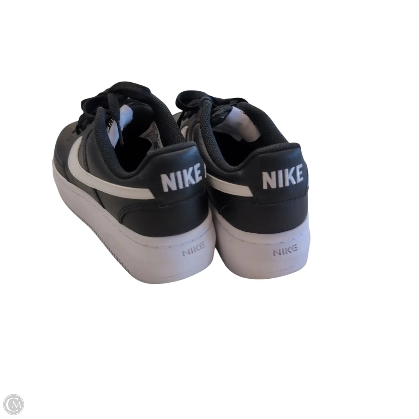 Shoes Sneakers By Nike In Black & White, Size: 10