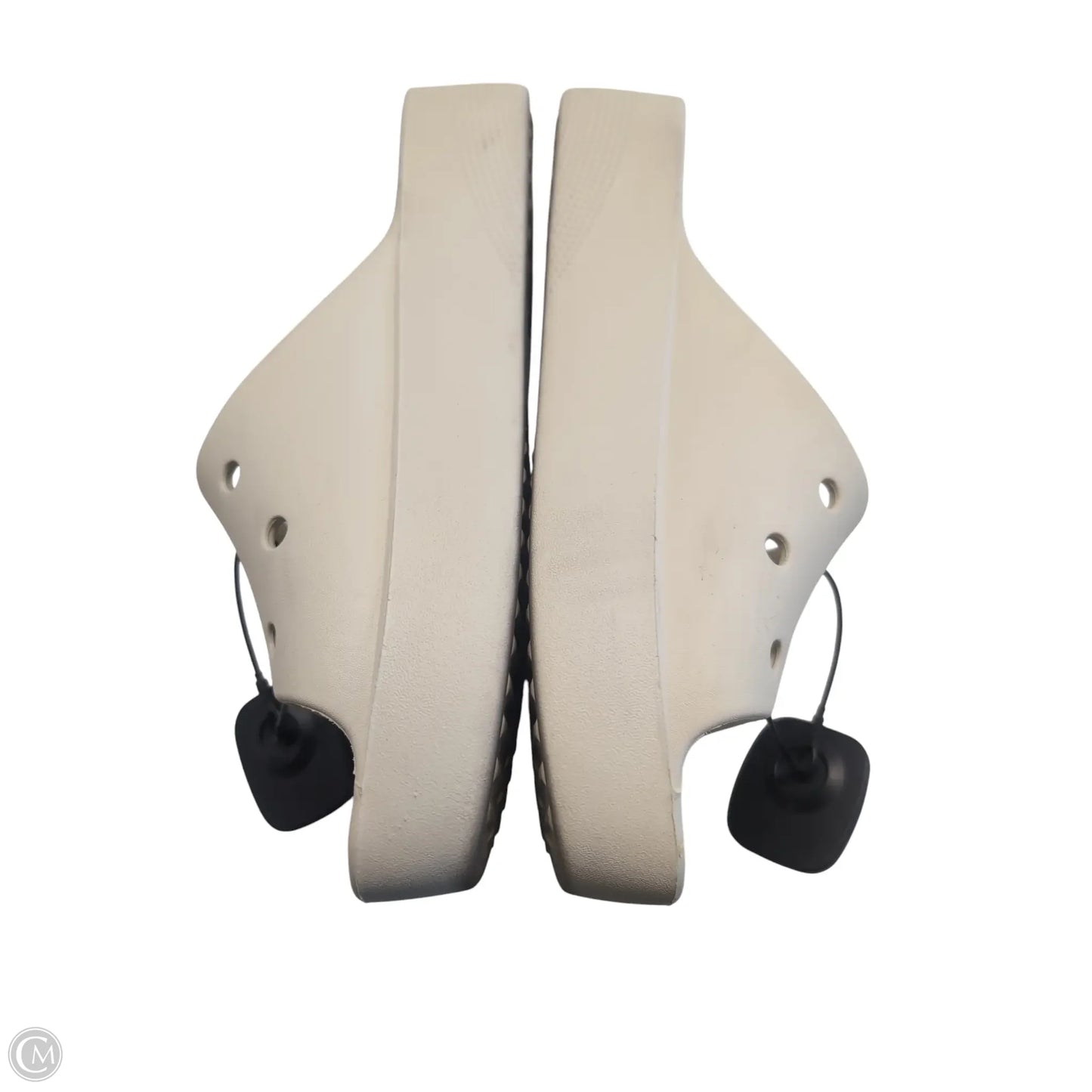 Sandals Flats By Crocs In Cream, Size: 10