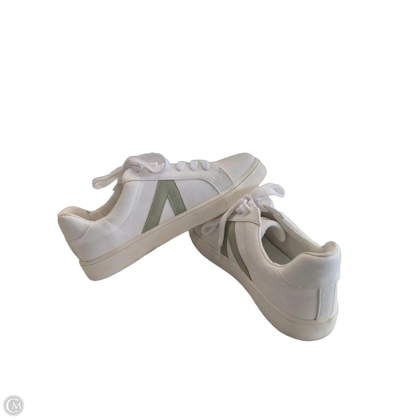 Shoes Sneakers By Mia In White, Size: 8