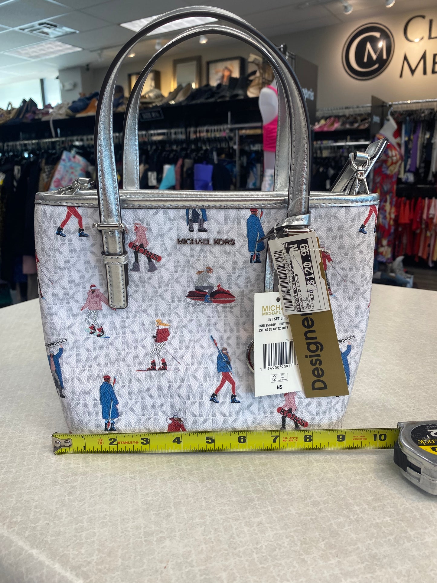 Handbag Designer By Michael Kors Size: Medium