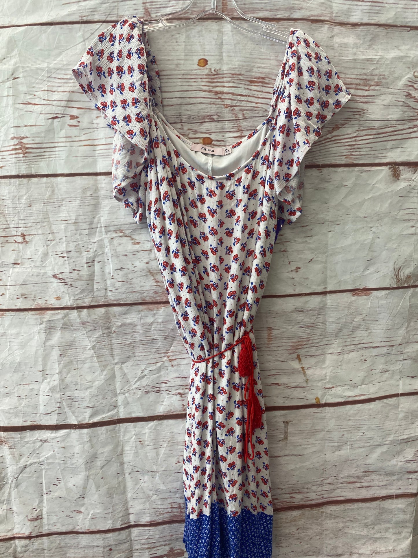Dress Casual Short By Just Fab Size: 1x
