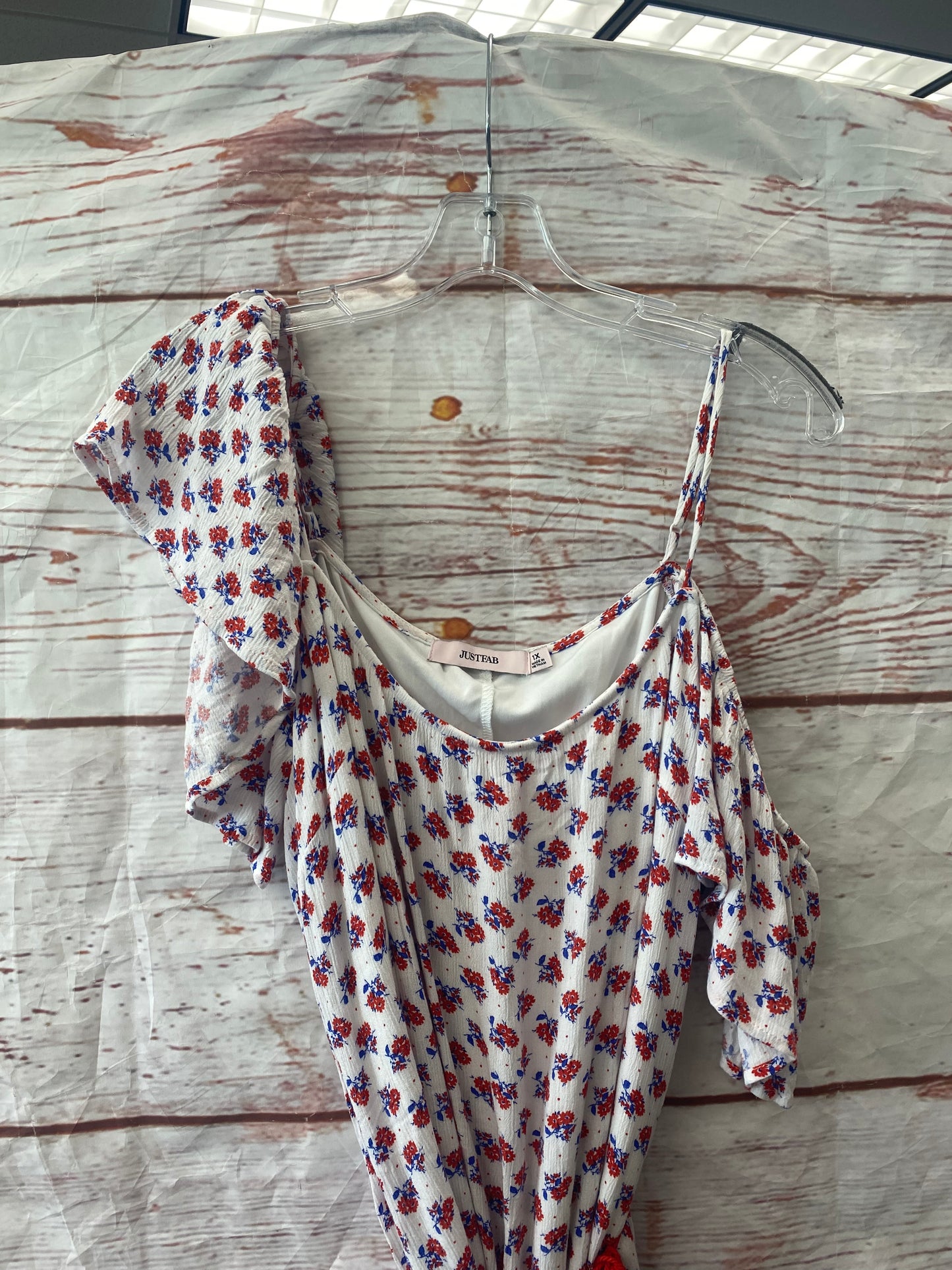 Dress Casual Short By Just Fab Size: 1x