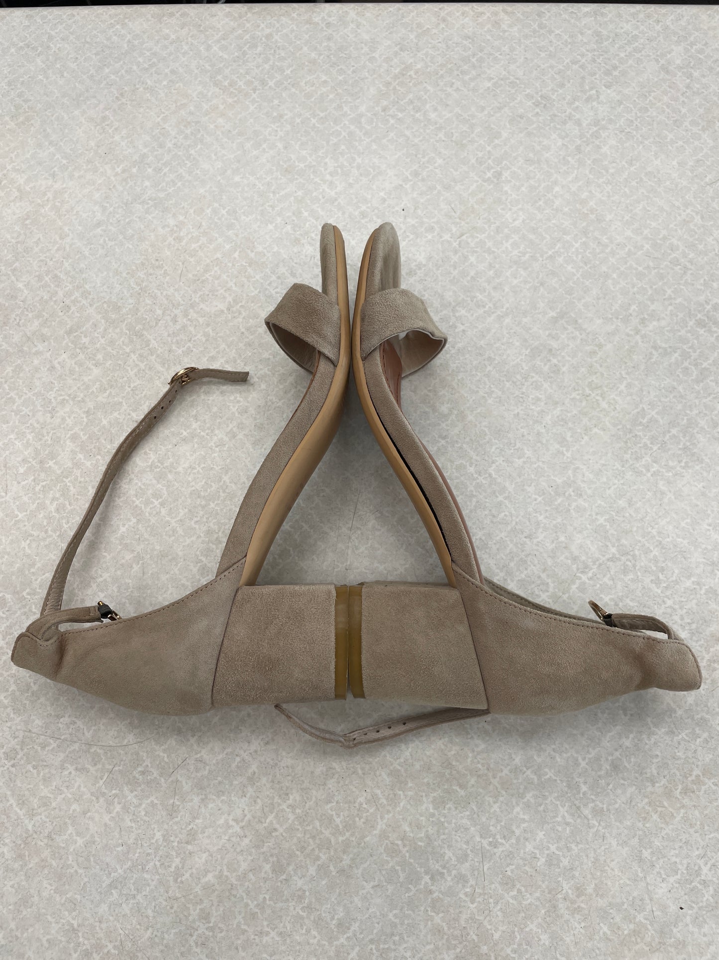 Shoes Heels Wedge By Clothes Mentor Size: 6