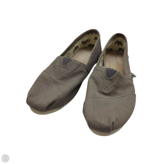 Shoes Flats By Toms In Brown, Size: 6