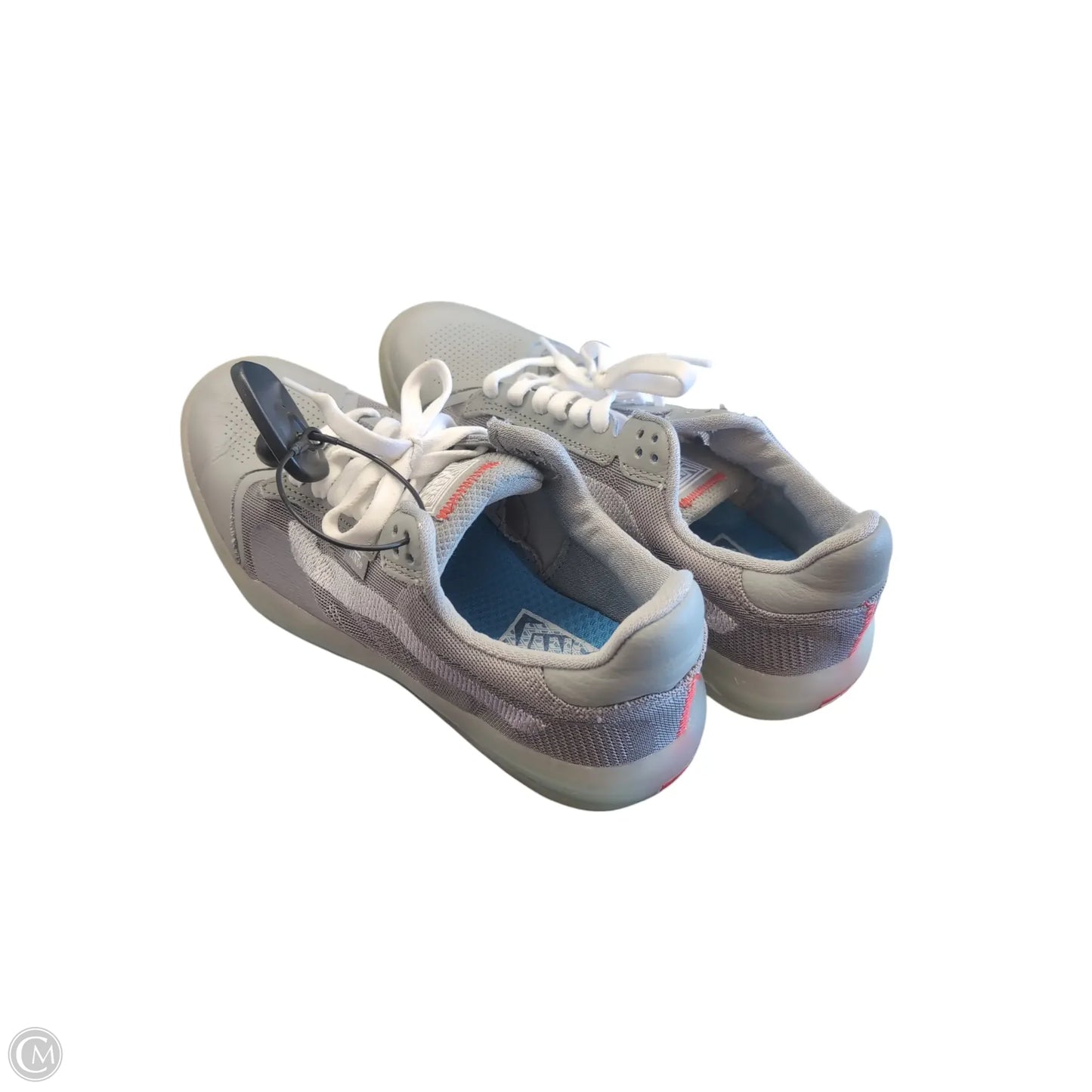 Shoes Sneakers By Vans In Grey & White, Size: 7