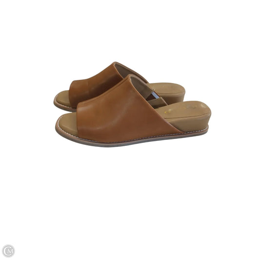 Sandals Flats By Aerosoles In Brown, Size: 7.5
