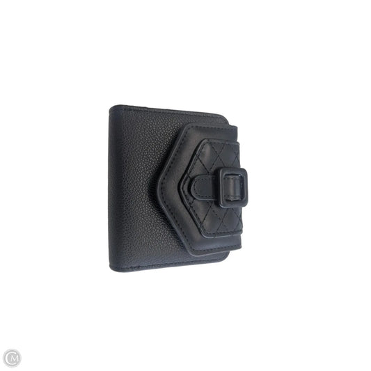 Wallet By Clothes Mentor, Size: Medium