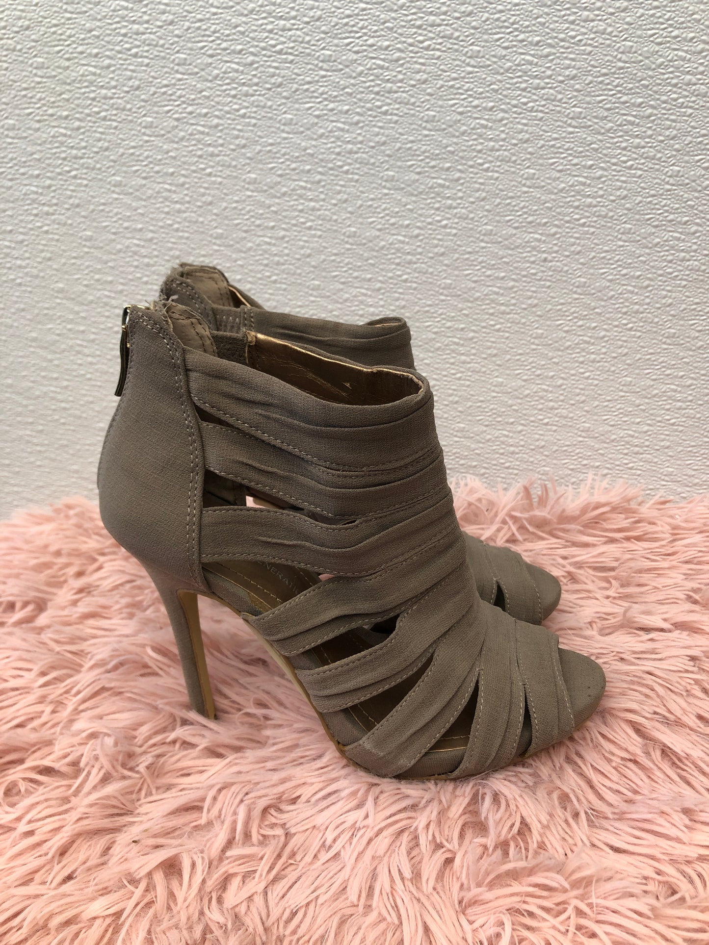 Taupe Shoes Heels Stiletto Bcbgeneration, Size 6