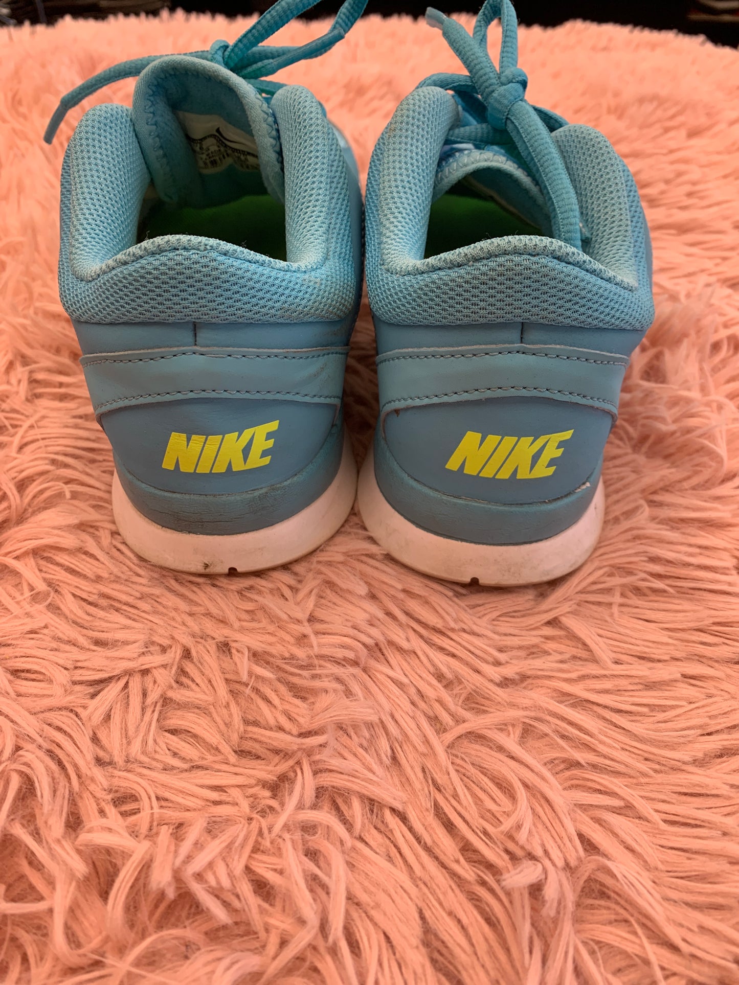 Shoes Athletic By Nike Apparel  Size: 6