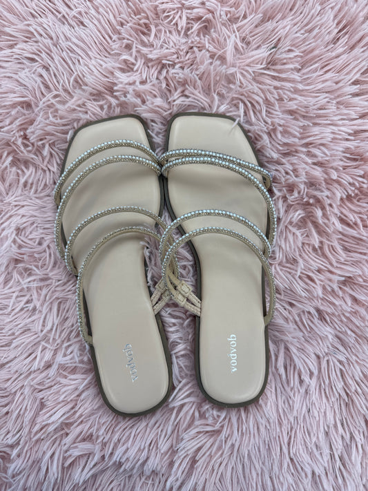 Sandals Flats By Clothes Mentor  Size: 7.5
