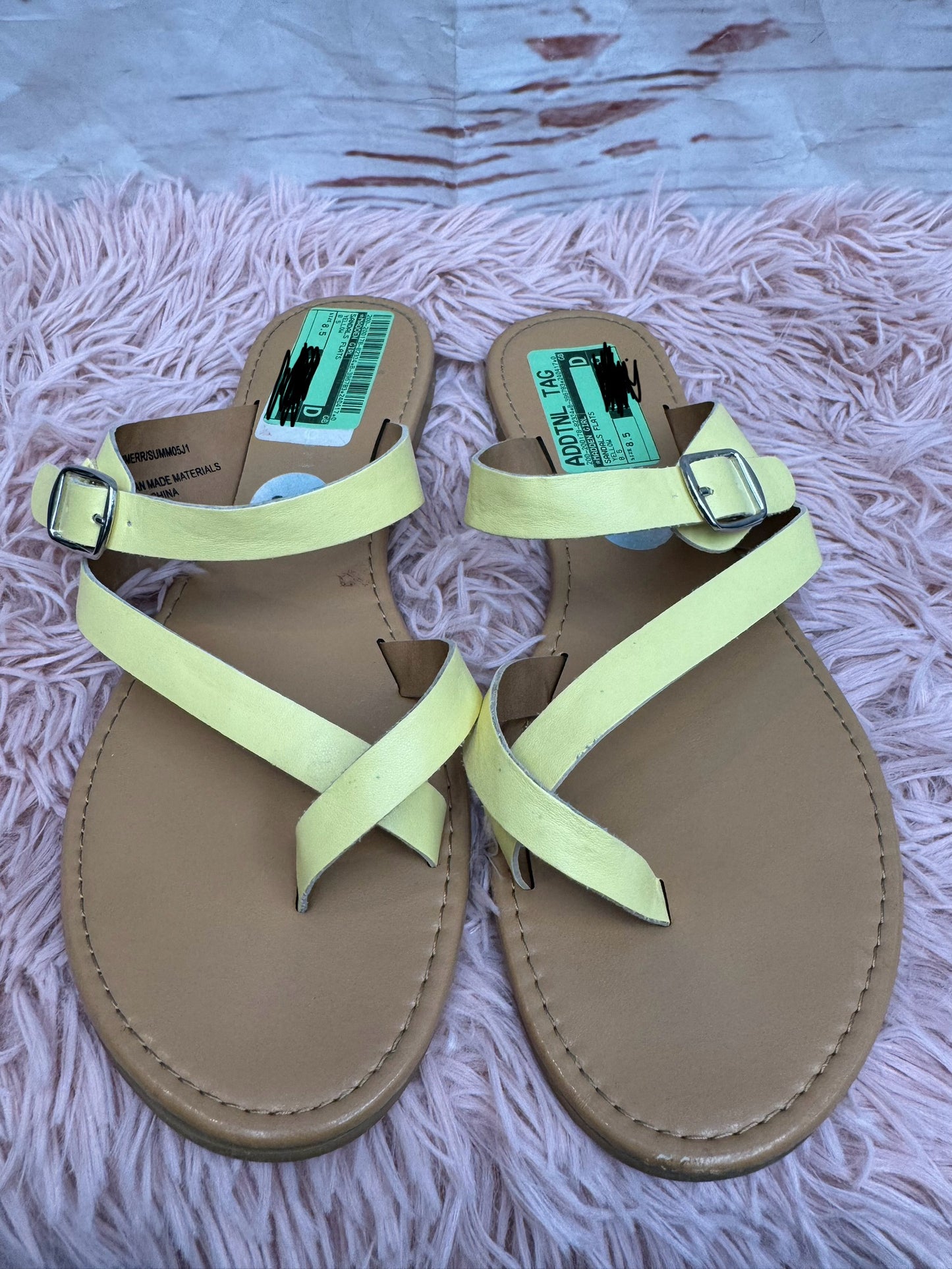 Sandals Flats By Madden Girl  Size: 8.5