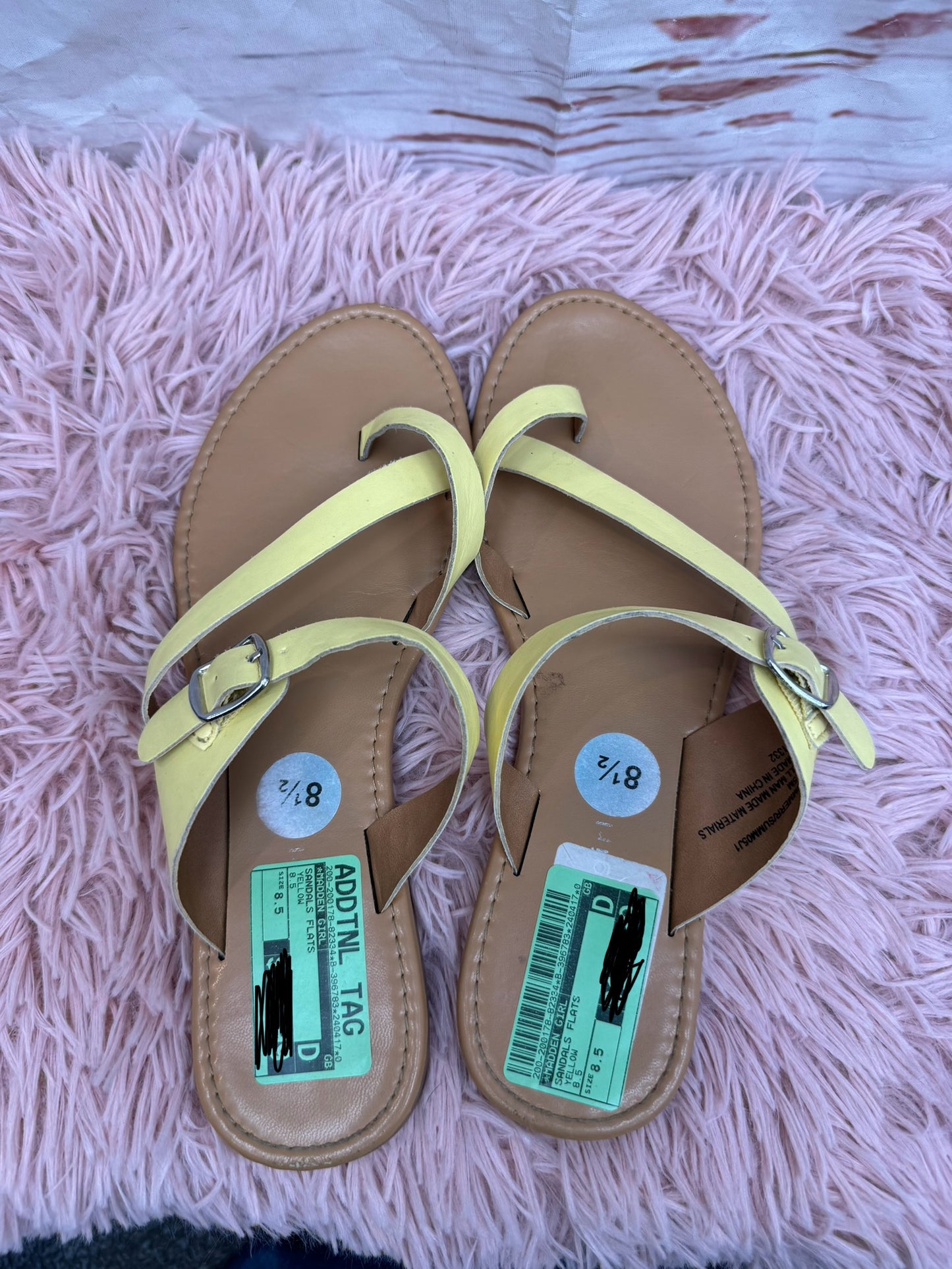 Sandals Flats By Madden Girl  Size: 8.5