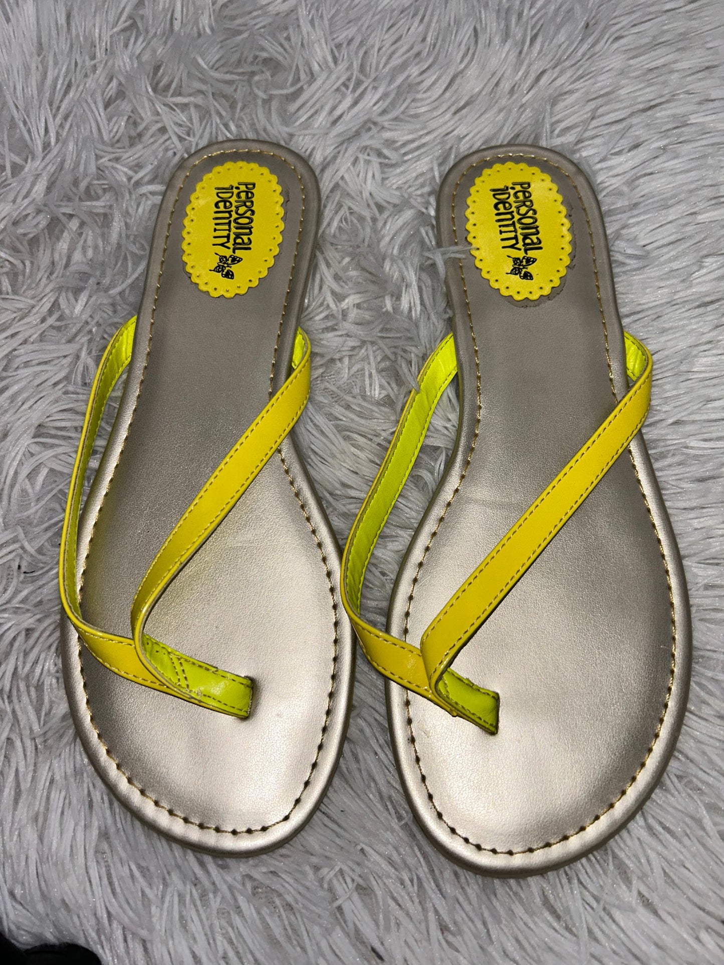 Yellow Sandals Flip Flops Clothes Mentor, Size 9