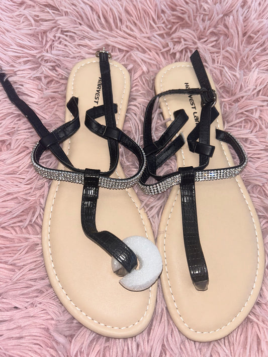 Sandals Flats By Clothes Mentor  Size: 8