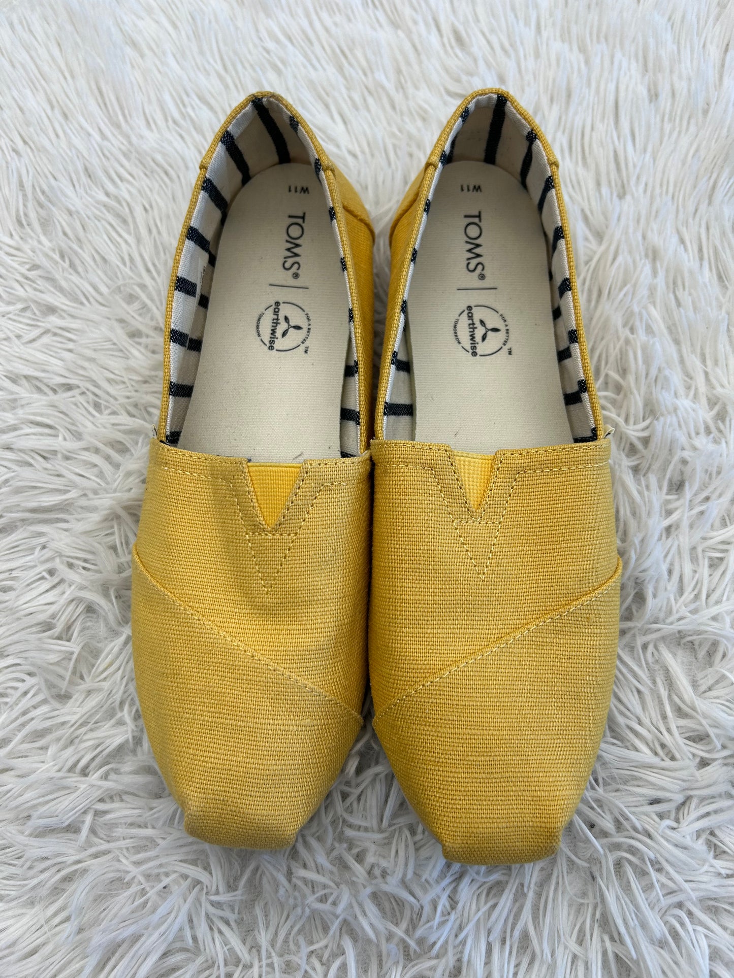 Shoes Flats Mule & Slide By Toms In Yellow, Size: 11