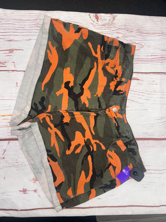 Shorts By Shein In Camoflauge, Size: 3x