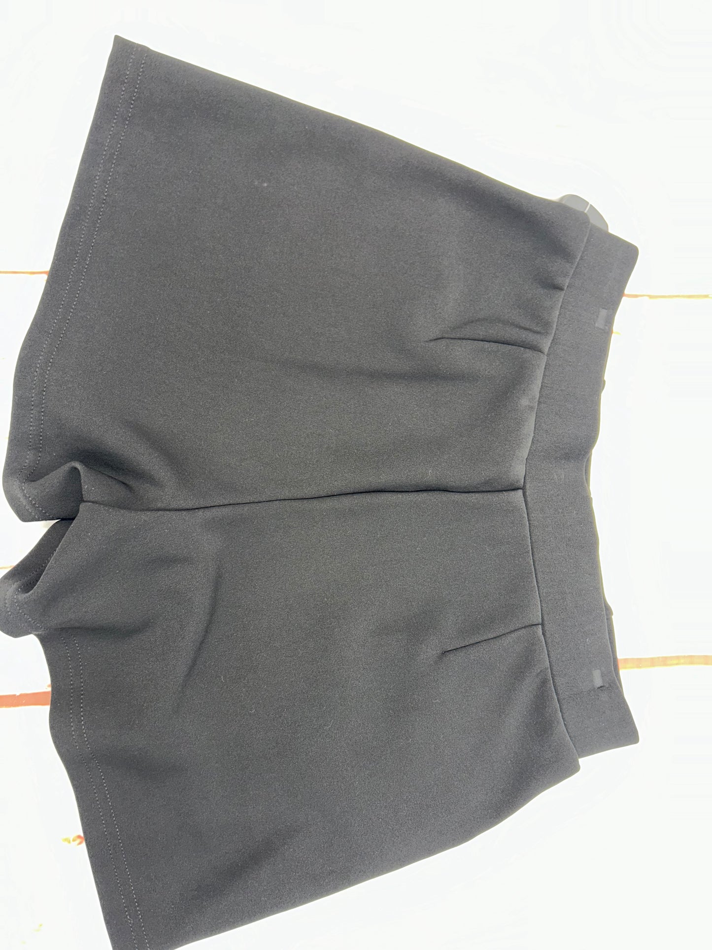 Shorts By Clothes Mentor In Black, Size: L