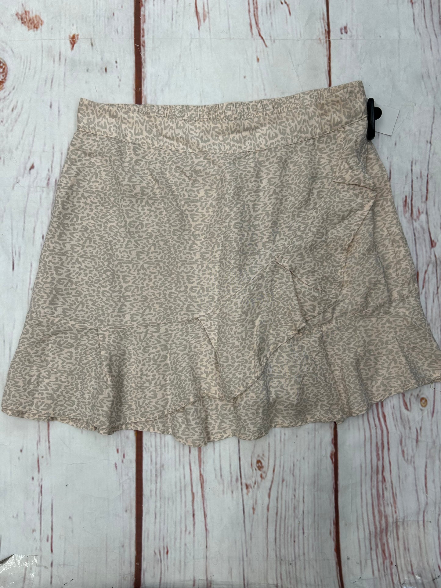 Skirt Mini & Short By Clothes Mentor In Animal Print, Size: L