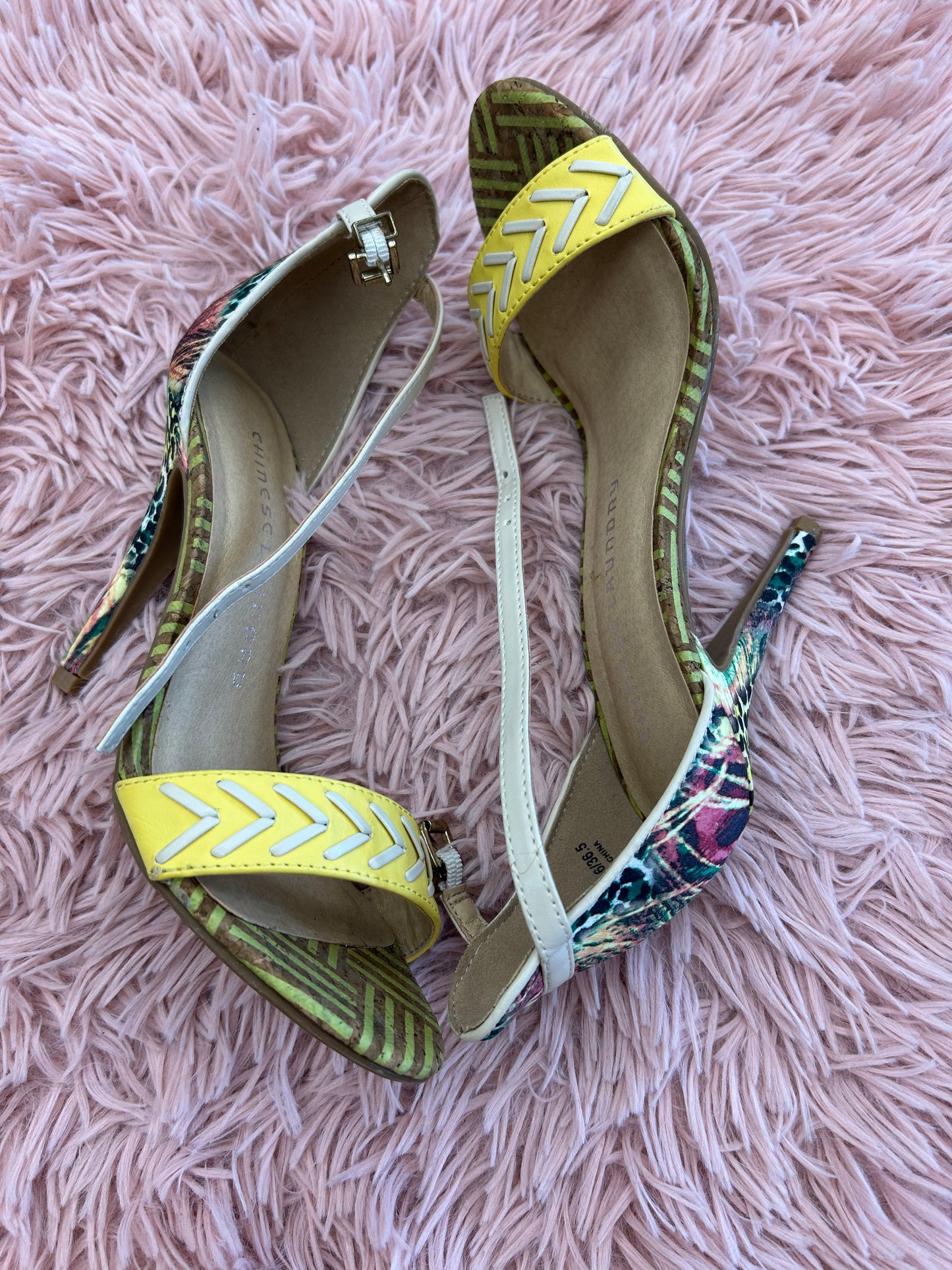 Shoes Heels Stiletto By Chinese Laundry In Yellow, Size: 6