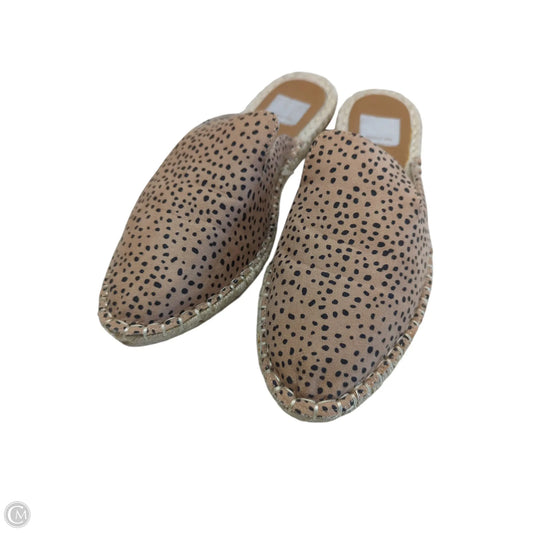 Shoes Flats By Clothes Mentor In Animal Print, Size: 8.5