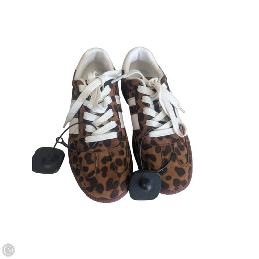 Shoes Sneakers By Clothes Mentor In Animal Print, Size: 6