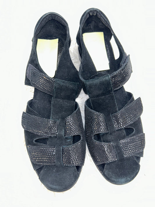 Black Shoes Flats Ballet American Eagle Shoes, Size 9.5