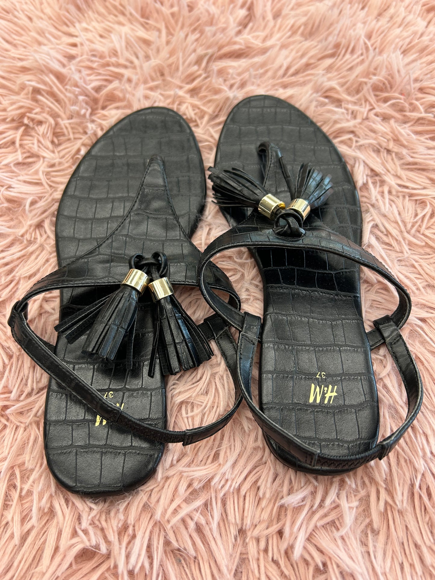 Sandals Flip Flops By H&m In Black, Size: 6