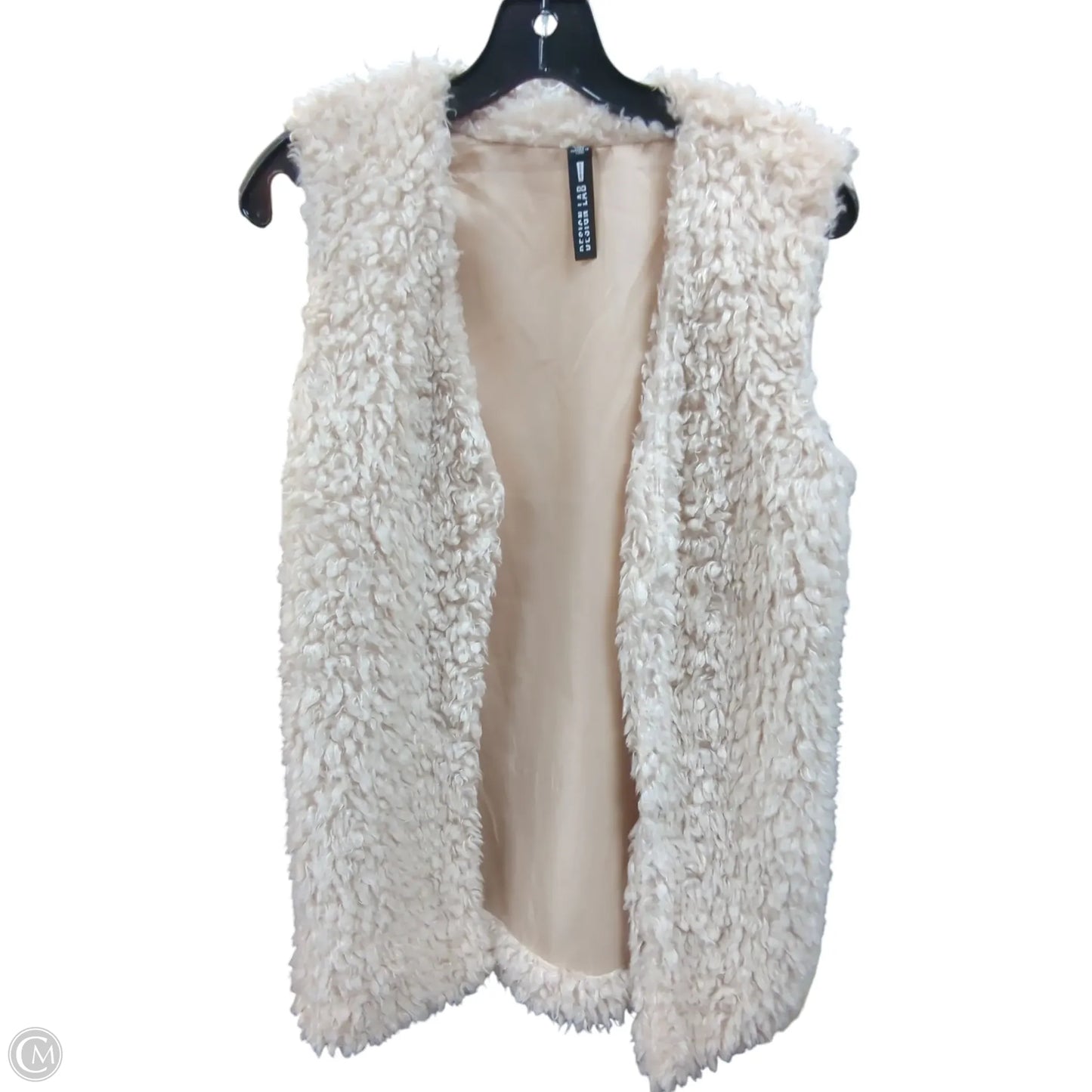 Vest Faux Fur & Sherpa By Clothes Mentor In Tan, Size: Xs