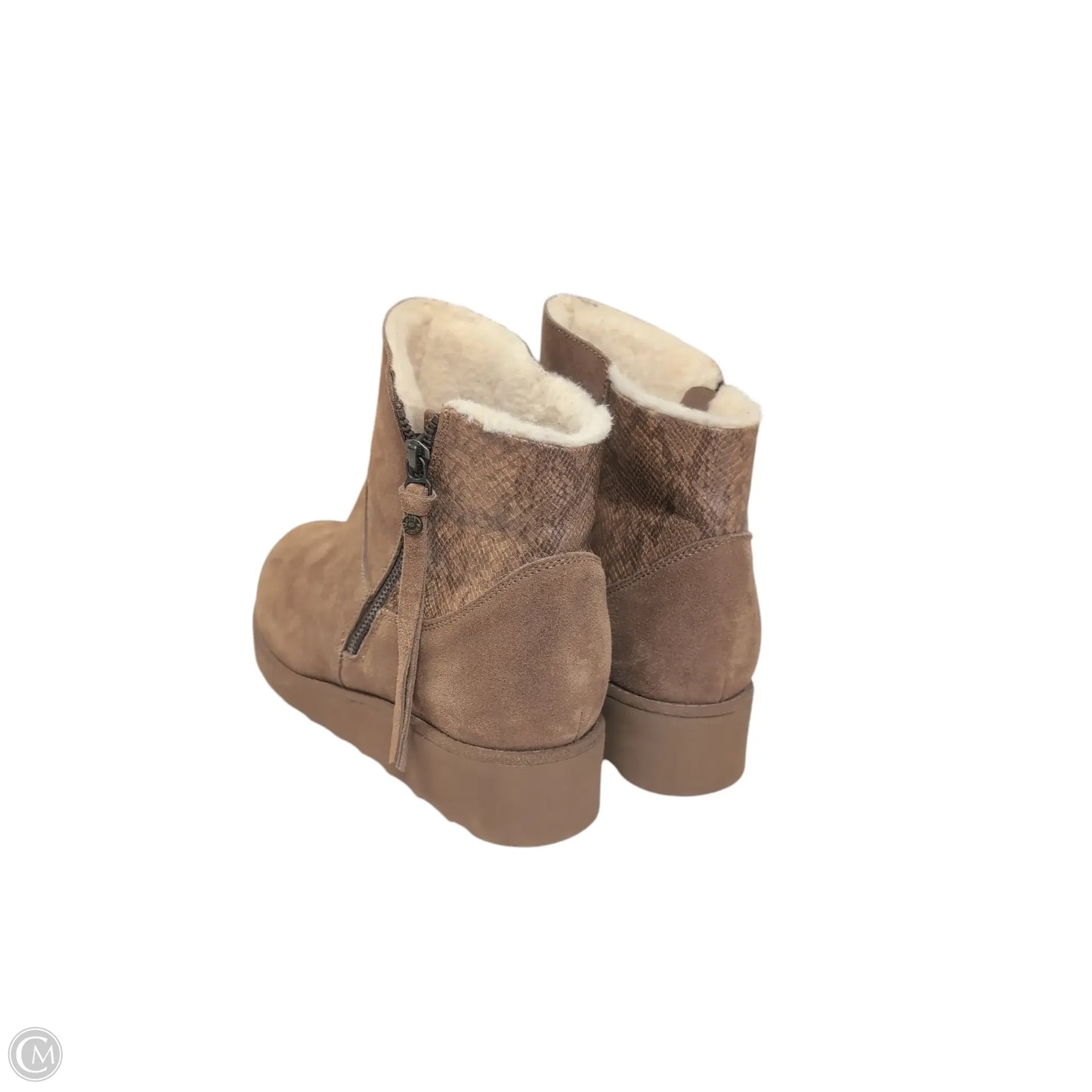 Boots Ankle Flats By Bearpaw In Brown, Size: 9