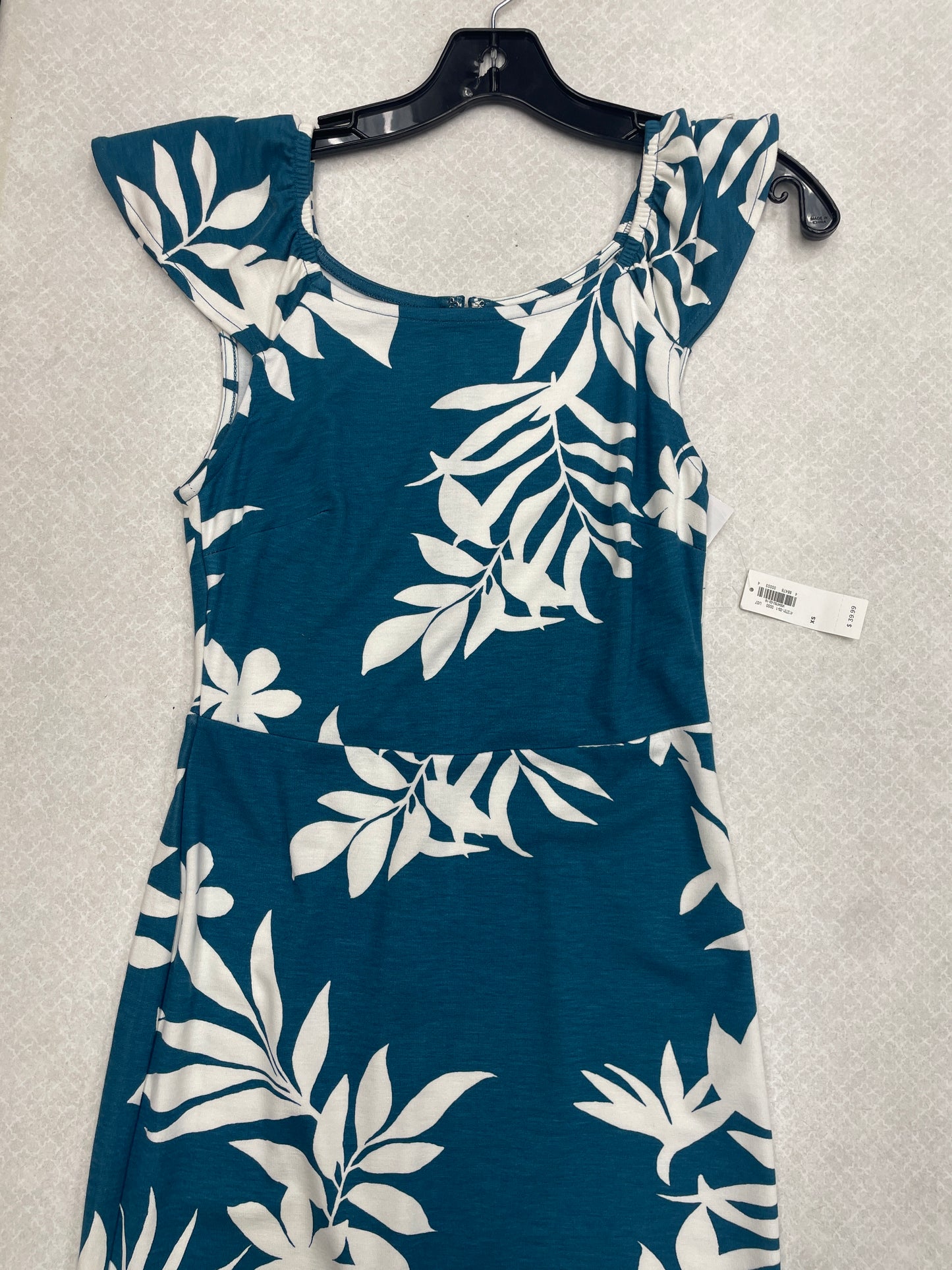 Dress Casual Midi By Old Navy In Blue White, Size: Xs