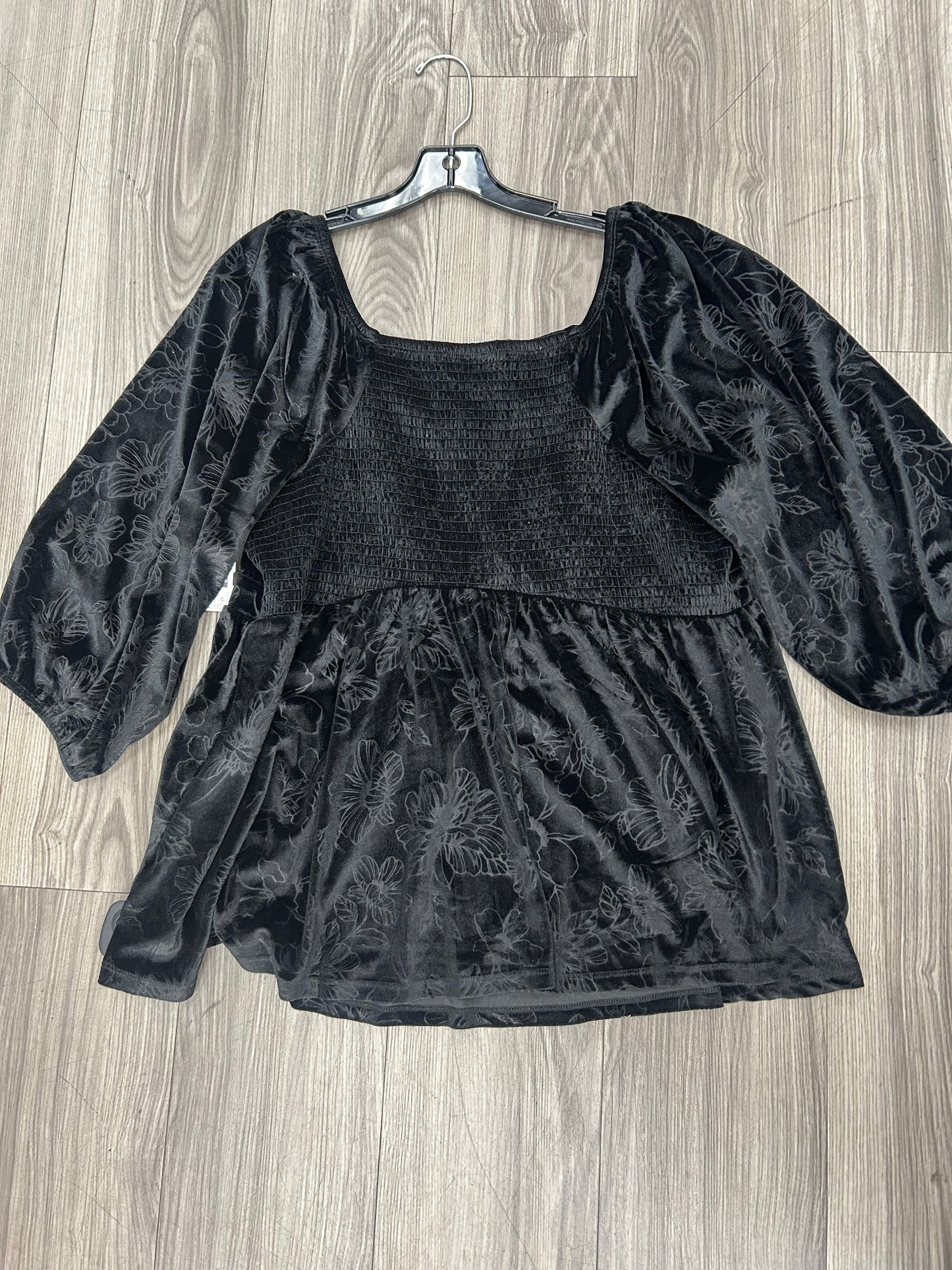 Top 3/4 Sleeve By Torrid In Black, Size: 2x