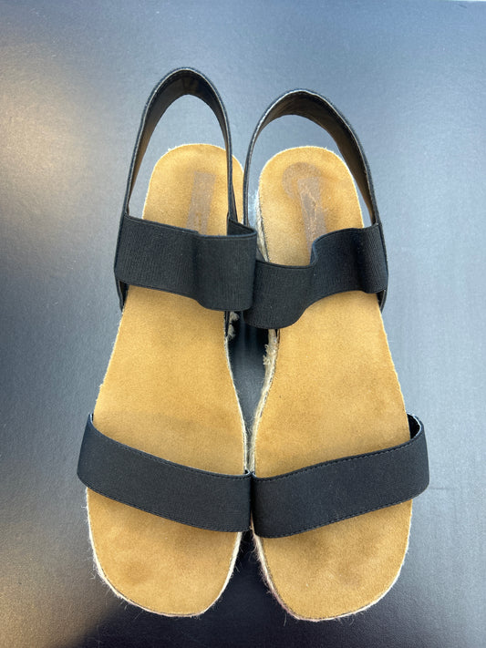 Sandals Flats By Steve Madden  Size: 10