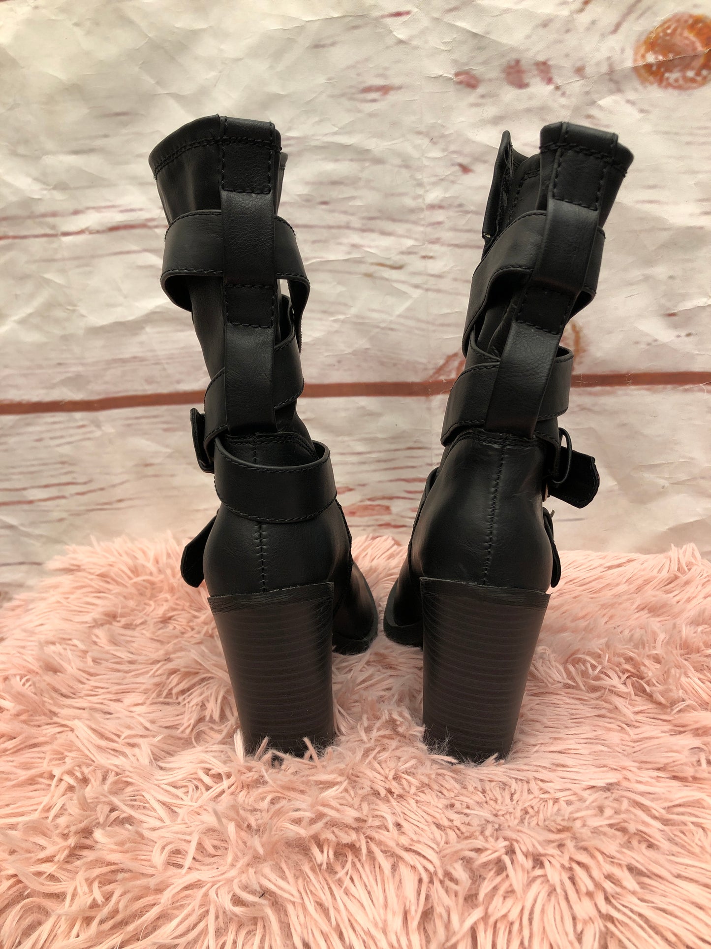 Boots Ankle Heels By Arizona  Size: 6.5