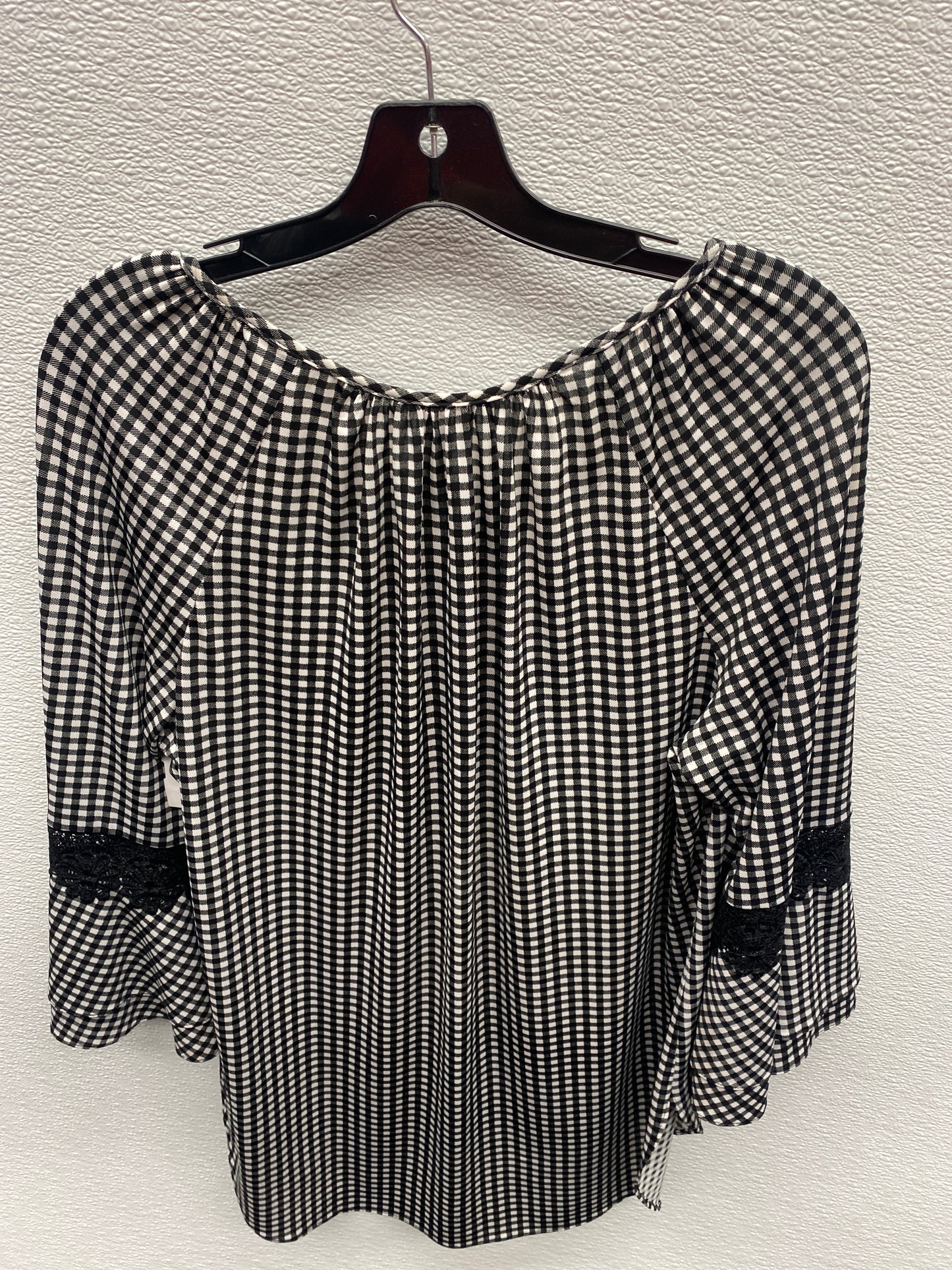 Top Long Sleeve By Nygard Peter  Size: M