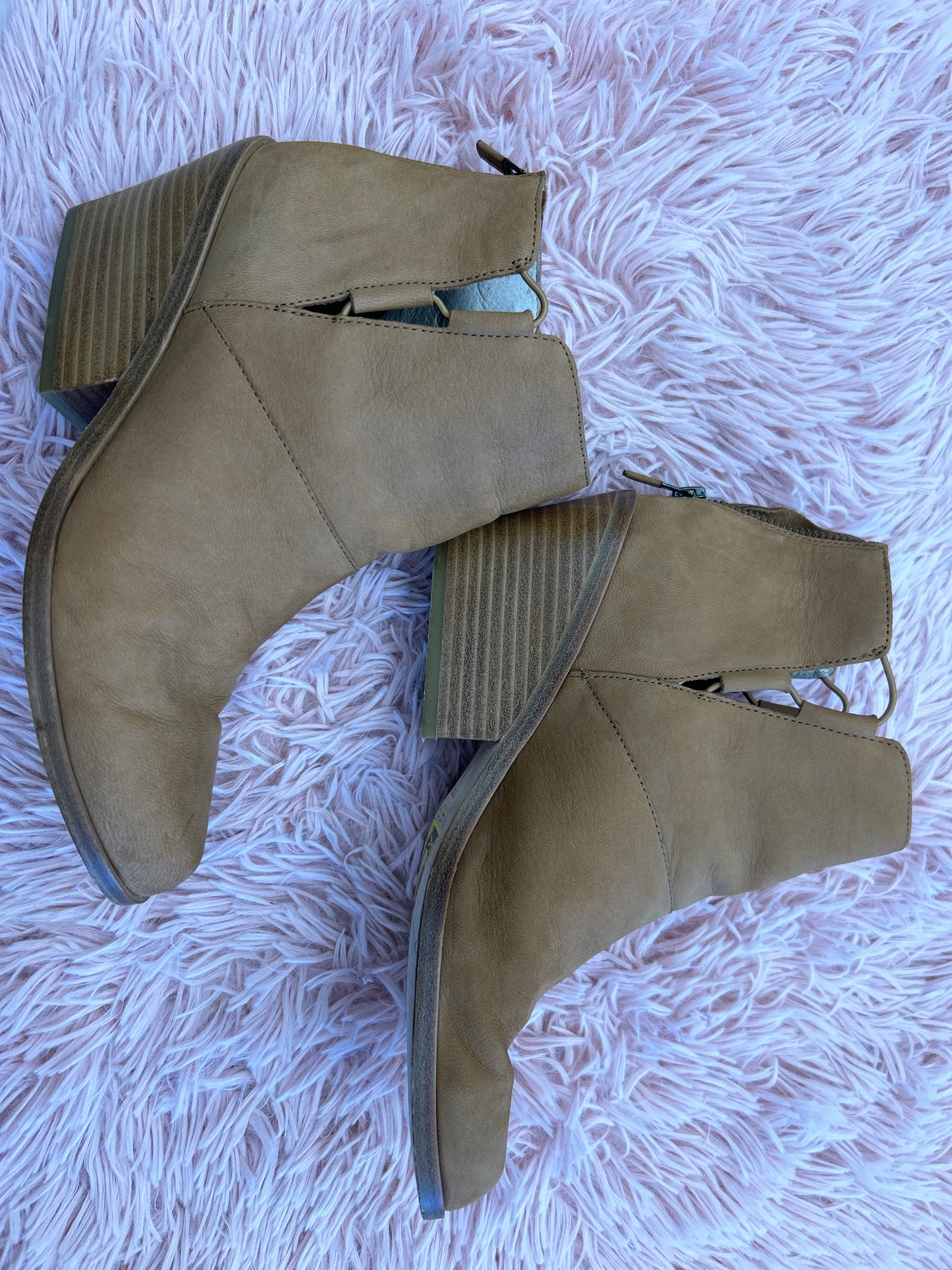 Boots Ankle Heels By Eileen Fisher  Size: 8.5