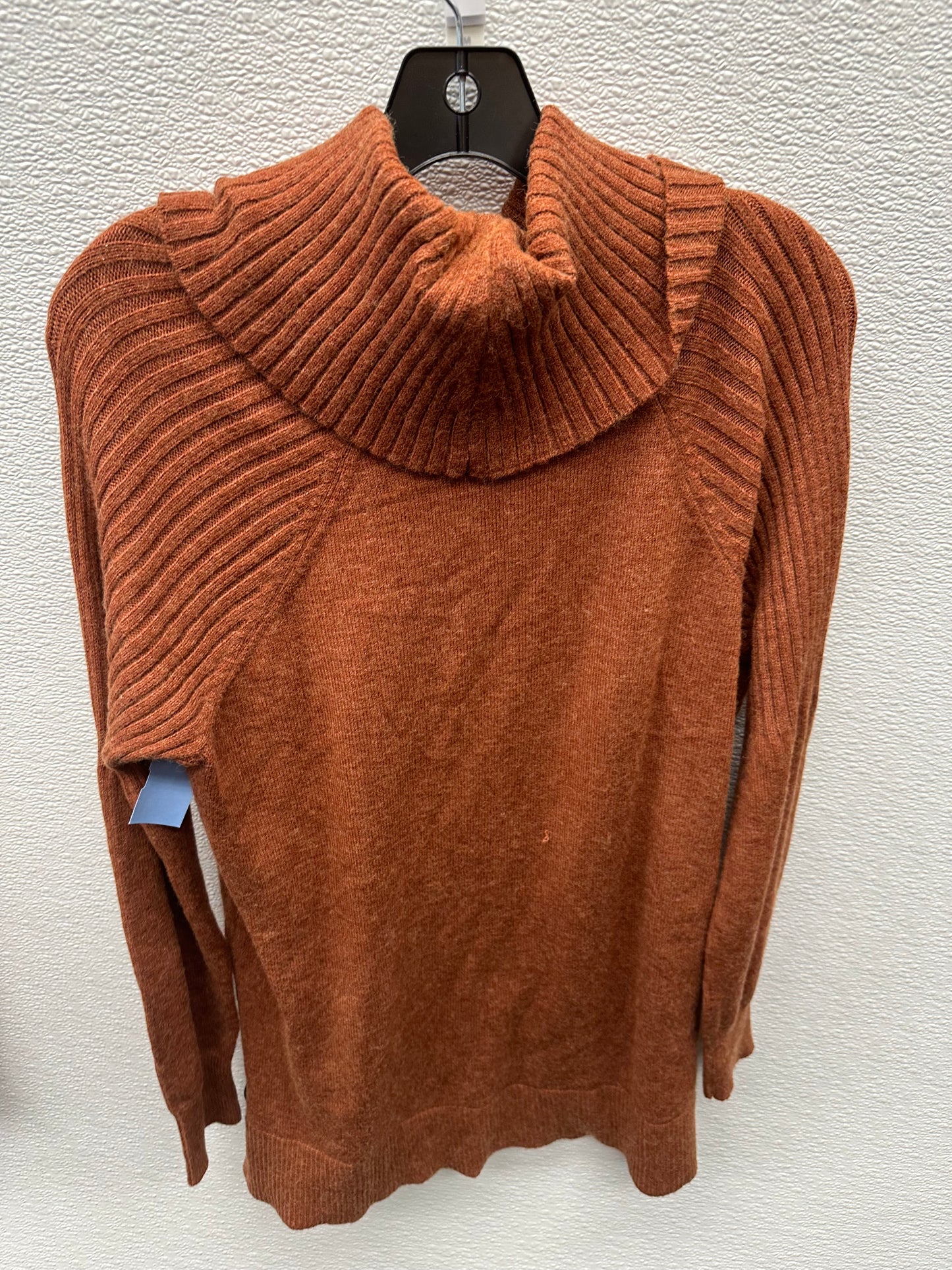 Sweater By 89th And Madison  Size: L