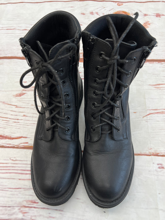 Boots Combat By Mia  Size: 8.5