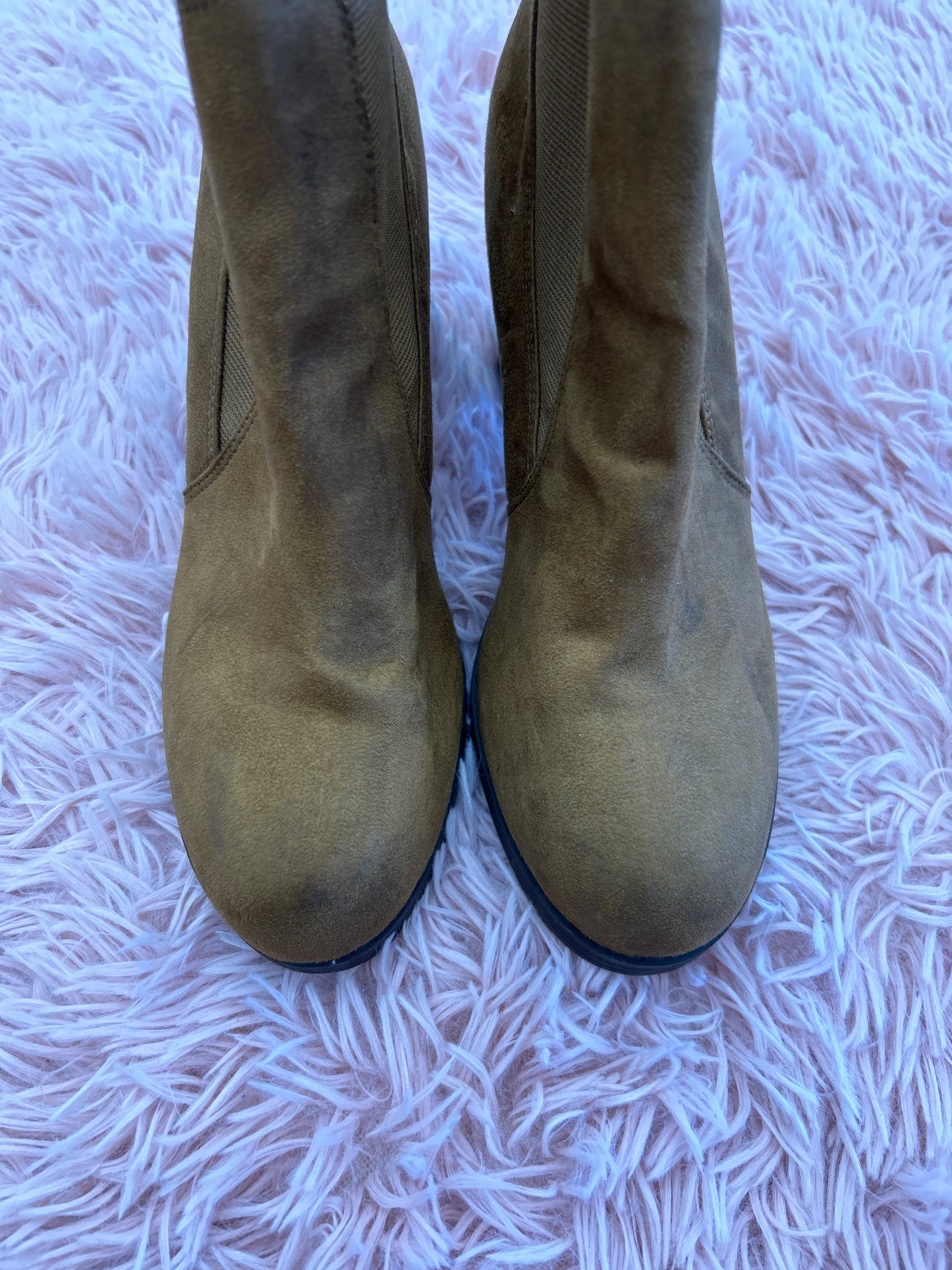 Boots Ankle Heels By American Eagle  Size: 8.5
