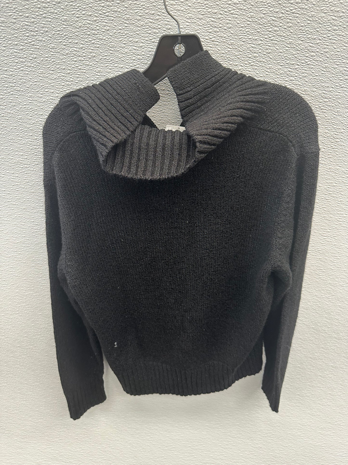 Sweater By Carolyn Taylor  Size: Xl